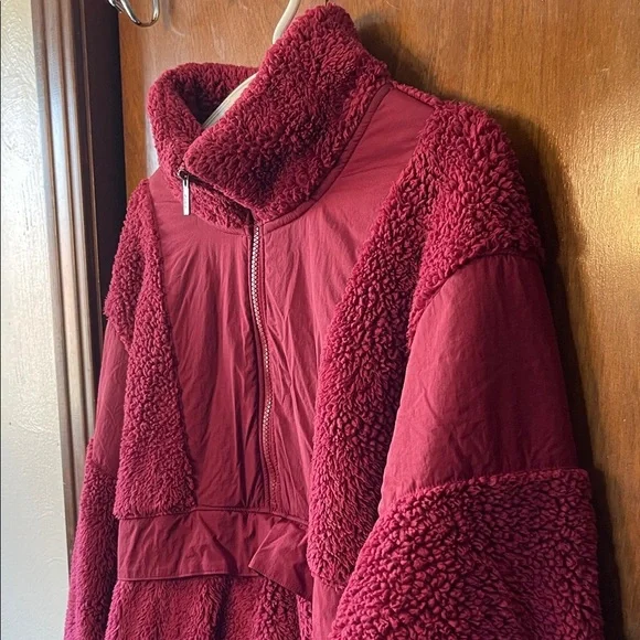 PINK Victoria's Secret Large Sherpa Jacket - Picture 4 of 5